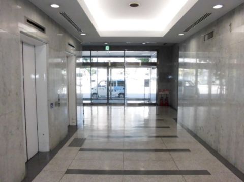 エントランス内②