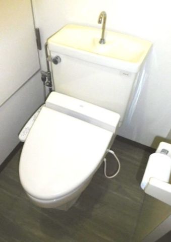 各階、シャワートイレ