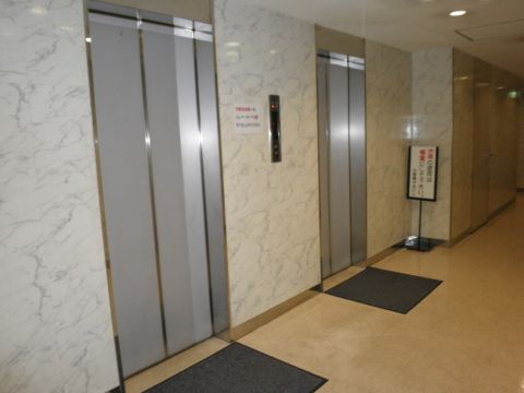 EVホール