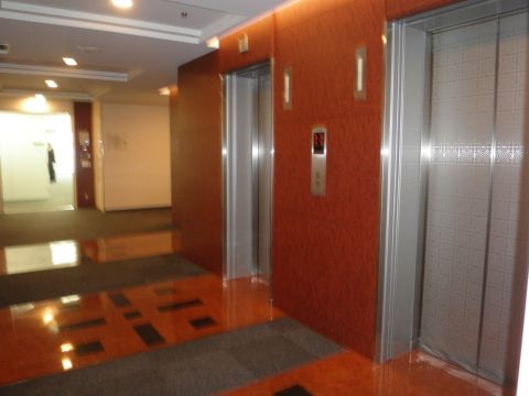 EVホール
