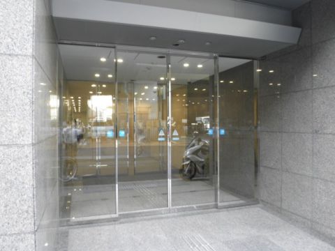 1F玄関