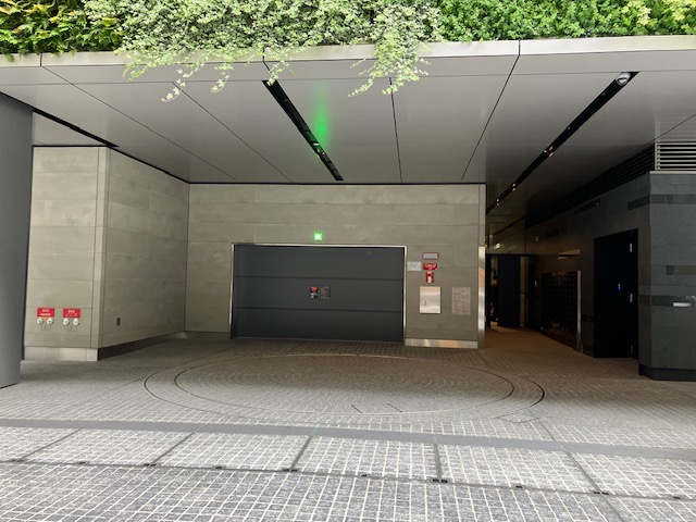 大阪ビジネスの心臓部！4路線2駅利用可能な最高立地
