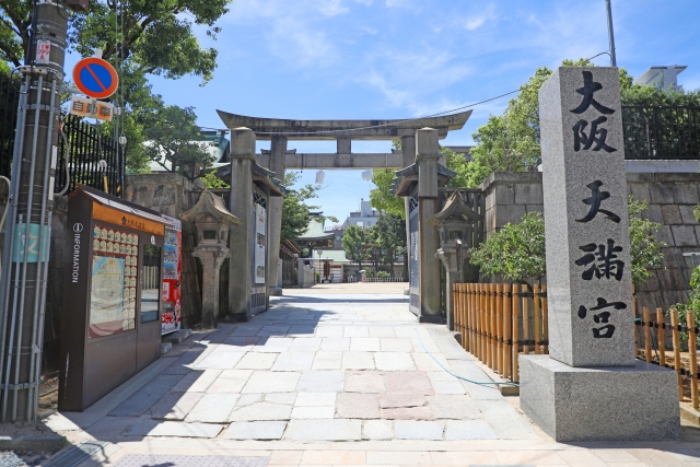 1000年以上続く大阪の夏の風物詩｜天神祭の歴史と基本情報
