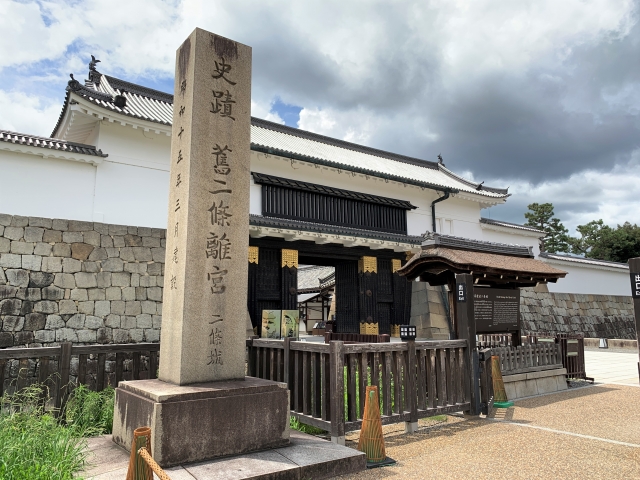 京都駅を中心に世界遺産を効率よく回るには？