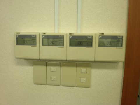 空調、リモコン