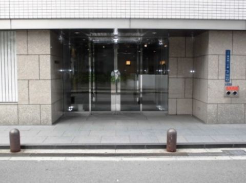 1F玄関