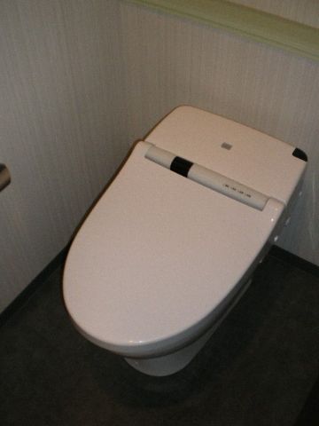 各階、シヤワートイレ