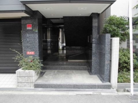 1F玄関