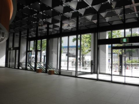 エントランス内②