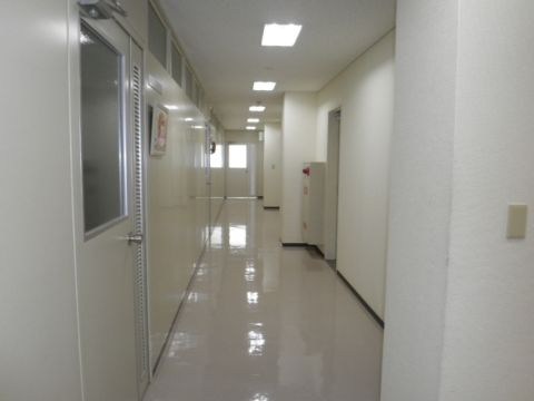 各階、廊下
