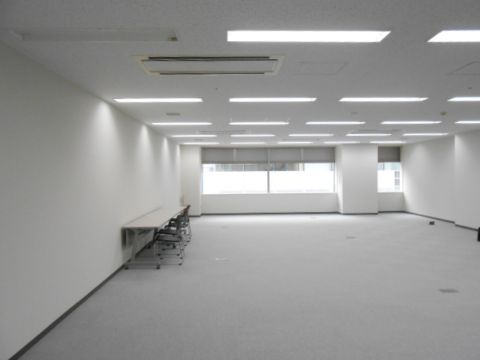 貸室