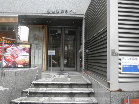 1F玄関