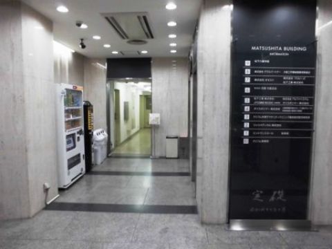 エントランス