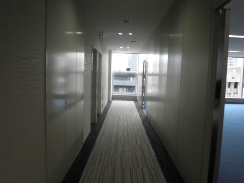 各階、廊下