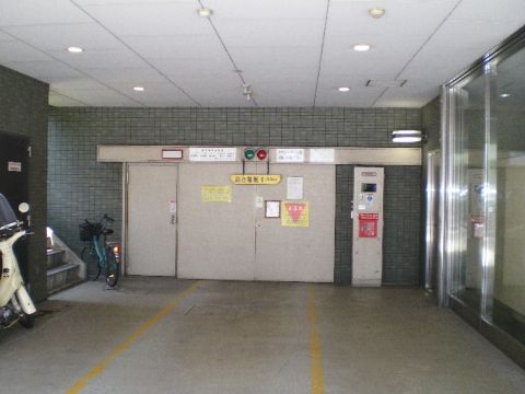 1階、機械式駐車場