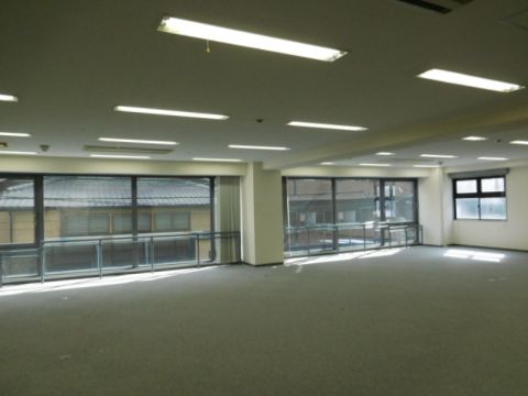 貸室