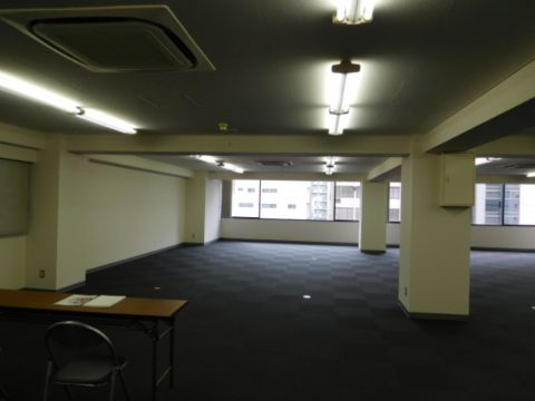 貸室