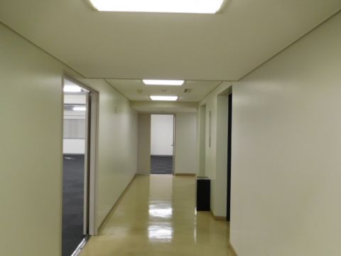 各階、廊下