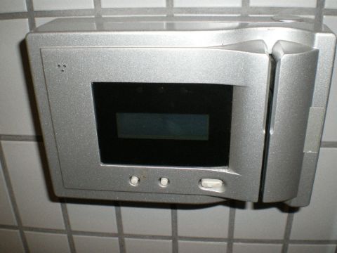 各階、機械警備