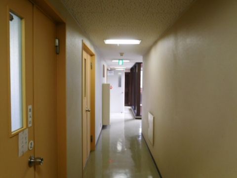 各階、廊下