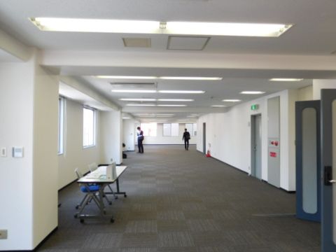貸室
