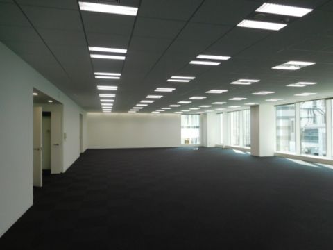 貸室
