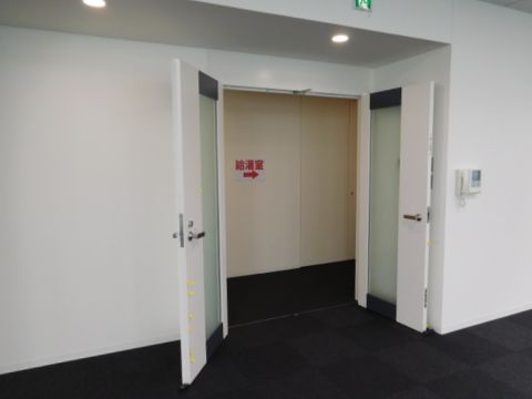 貸室