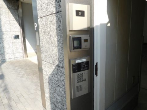 インターホン