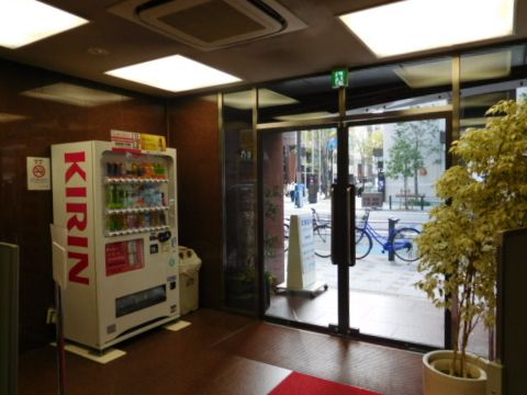 エントランス内