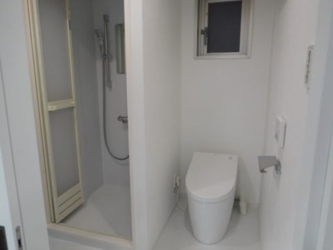 各階、トイレ・シャワー室