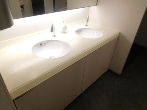 各階、トイレ洗面