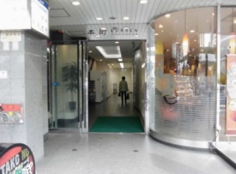 1F玄関