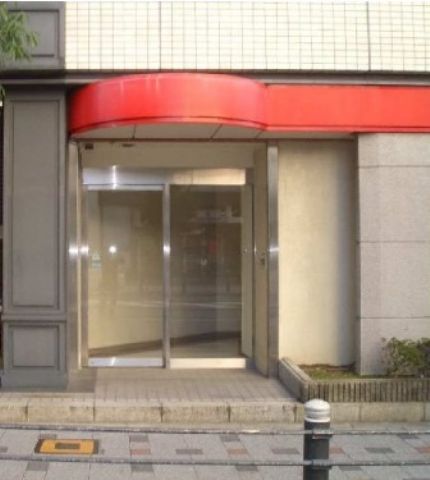 1F玄関