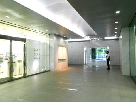 エントランス