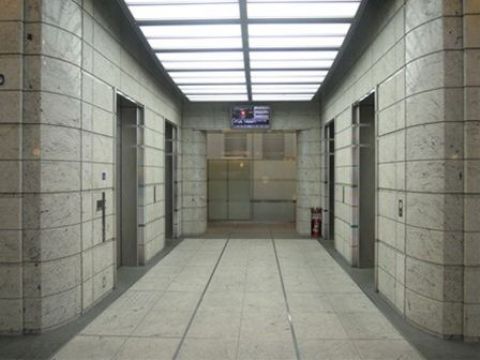EVホール
