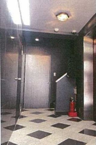 エントランスホール