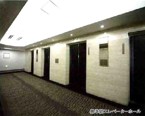 各階、EVホール