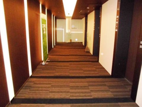 2階から上、基準階EVホール及び廊下