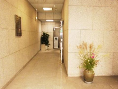 エントランス内③