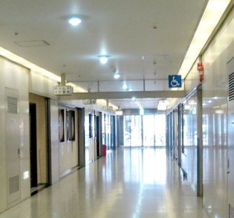 エントランス