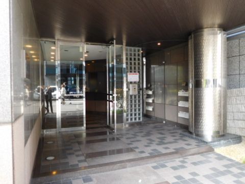 エントランス②