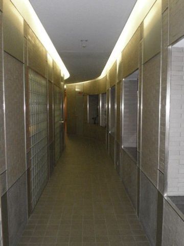 エントランス内