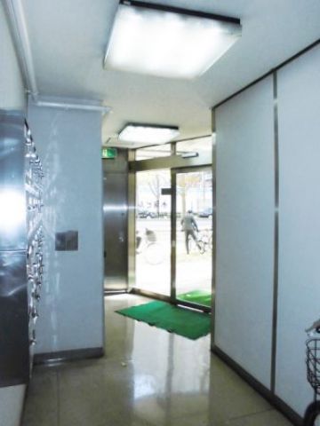 エントランス内②