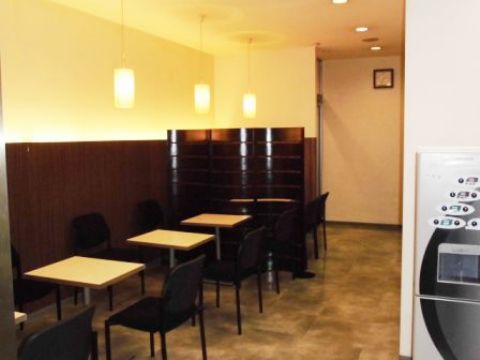 1階、ミーティング コーナー②