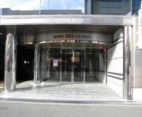 1F玄関
