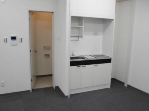 2・3階、給湯&トイレ