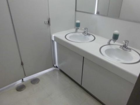 各階、洗面