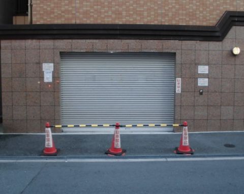 1階店舗、外観部分
