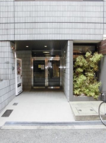 1F玄関