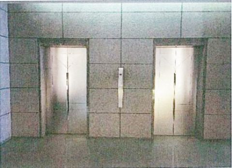 1階、EVホール